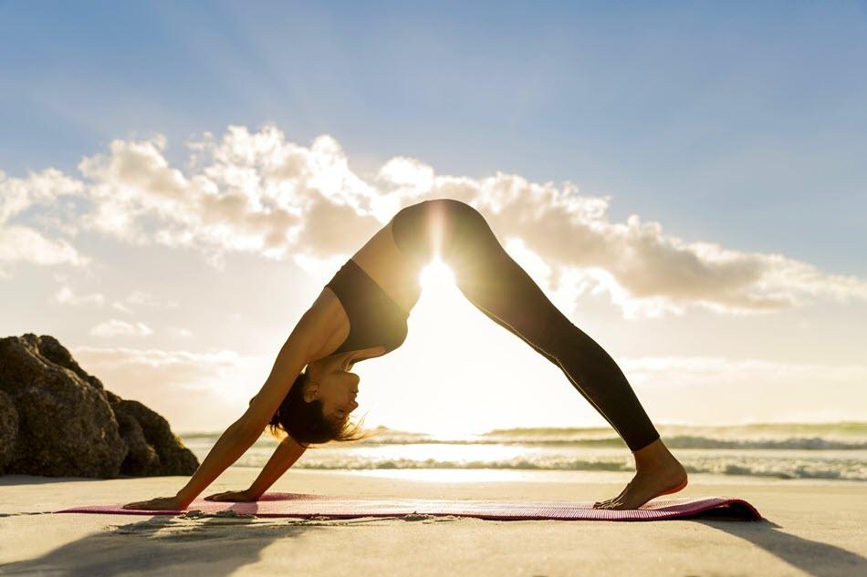 6 bài tập yoga tăng nội tiết tố – Mà chị em nhất định phải thử - Hebora